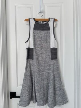 Athleta Gray and White Sleeveless Knit Fit-and-Flare Dress